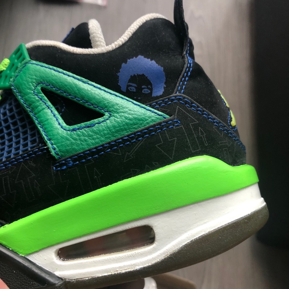 Jordan 4 lightning. Jordan 4 Doernbecher